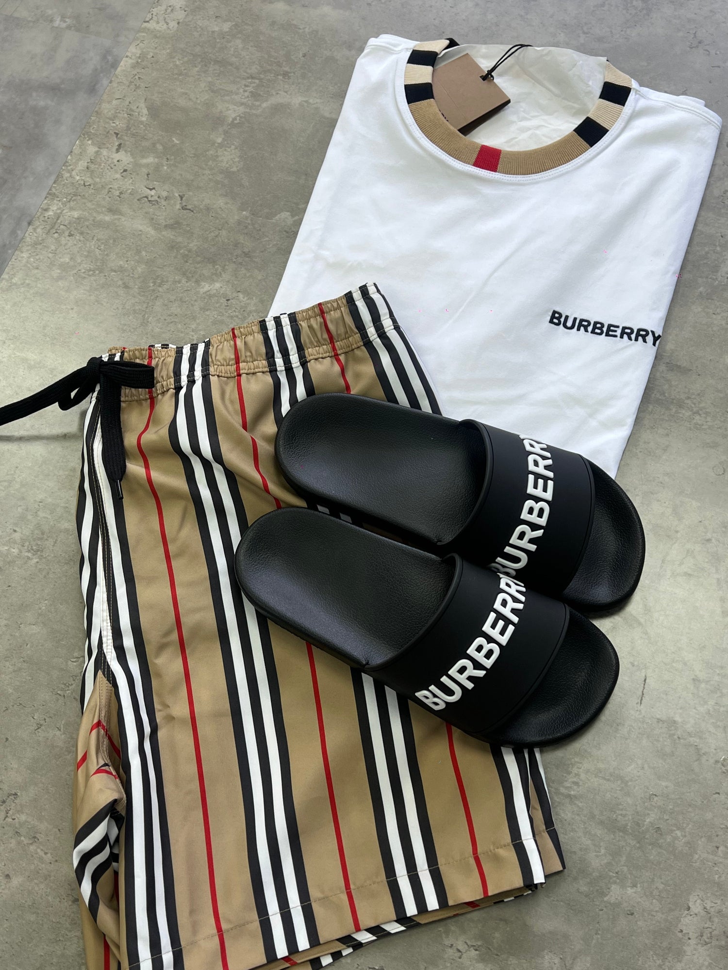 BURBERRY