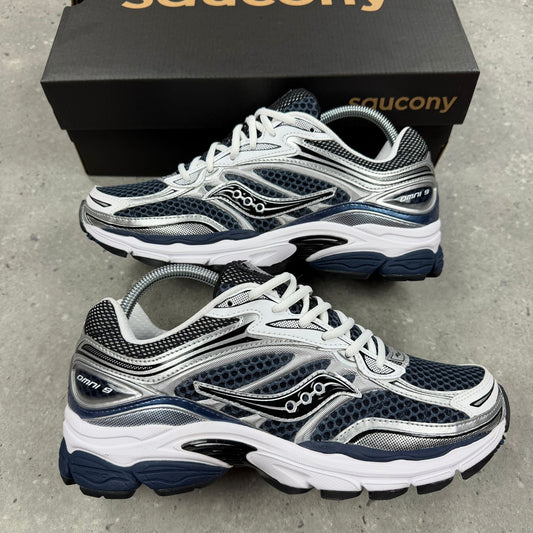 SAUCONY PROGRID OMNI 9 'DEEP NAVY'