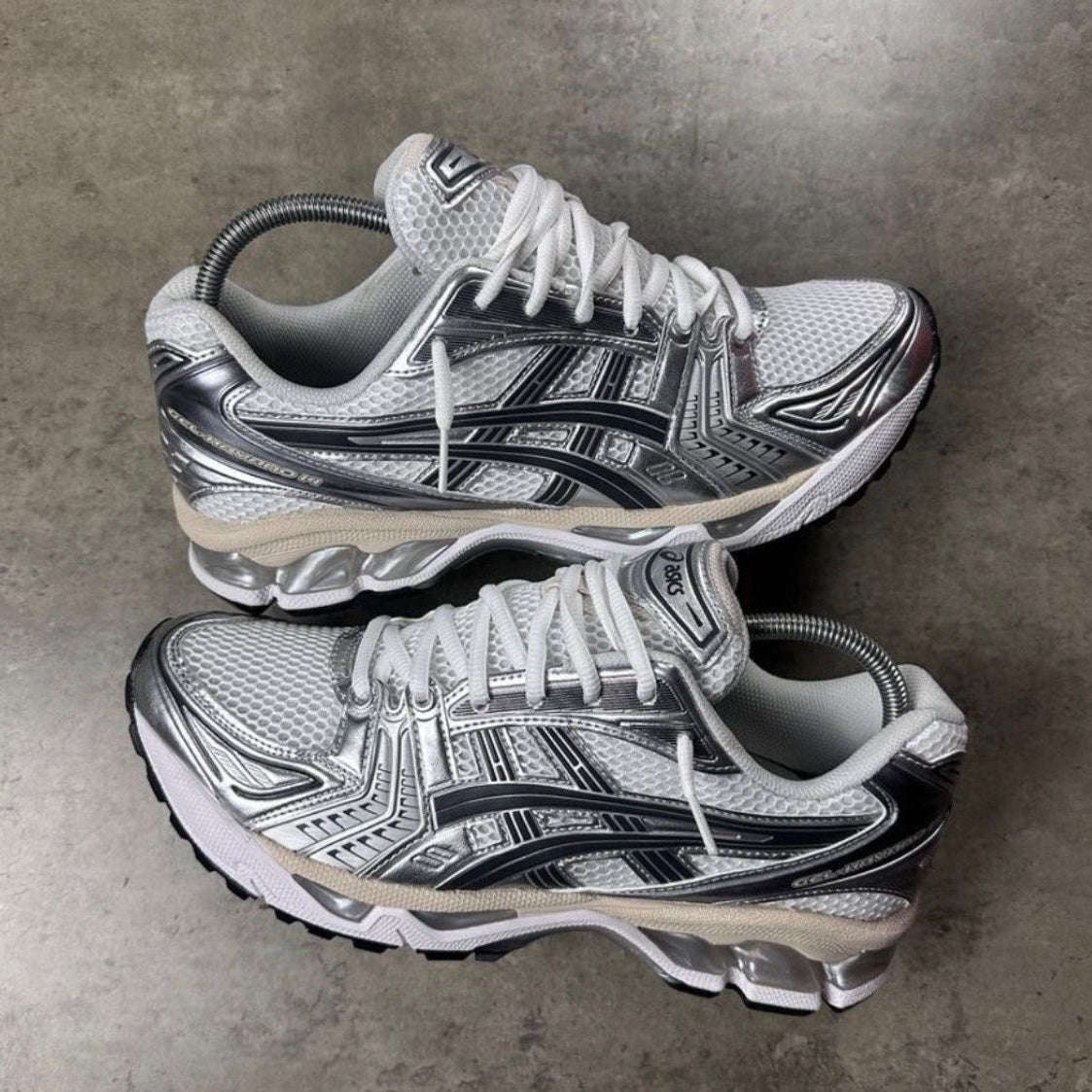 ASICS GEL-KAYANO 14 'WHITE/GRAPHITE'